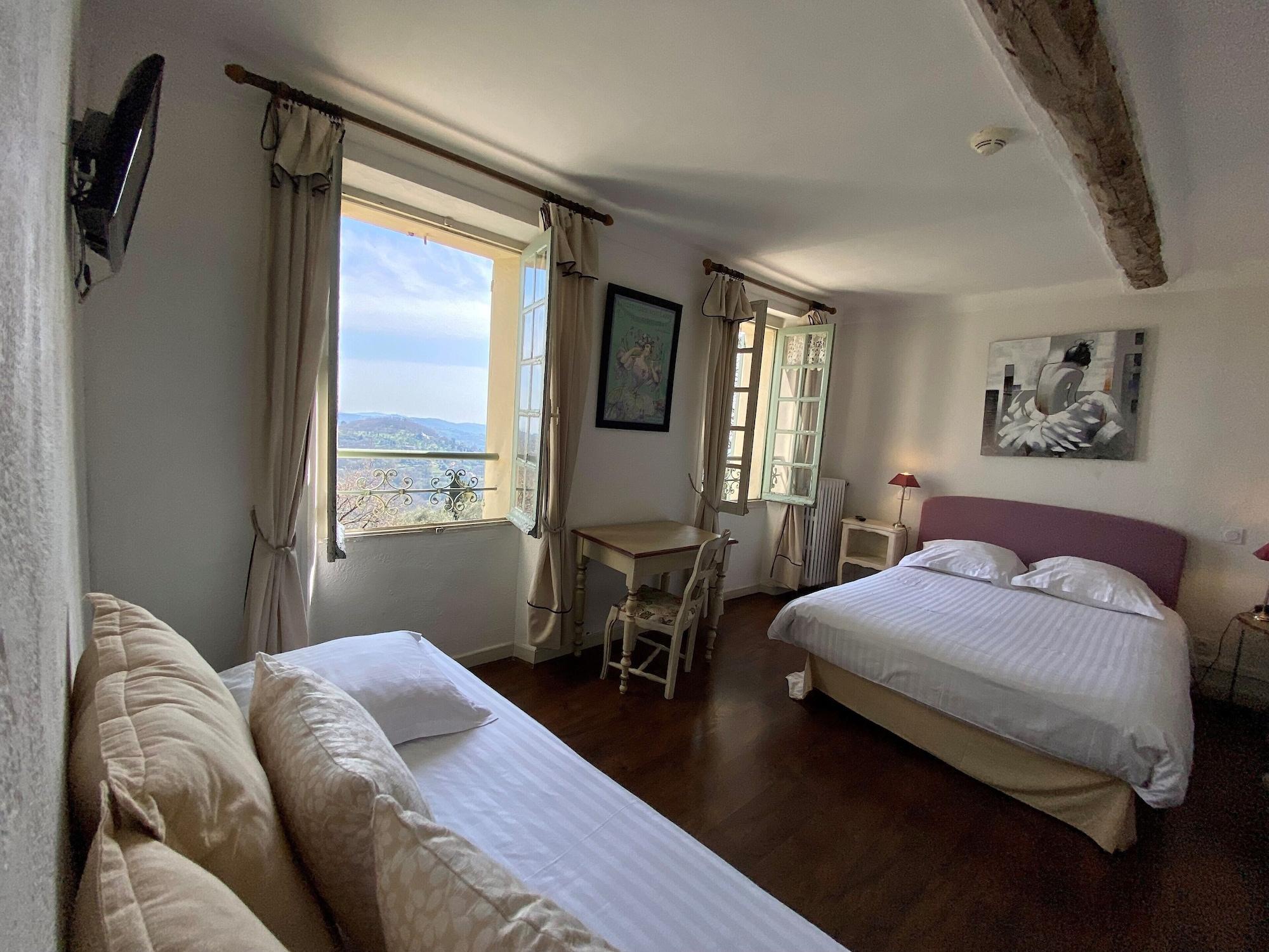 La Bellaudiere Hotel